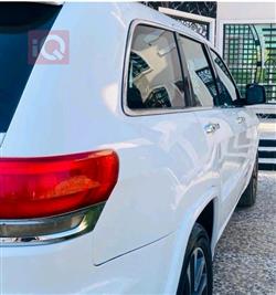 جیپ گراند شیرۆکی